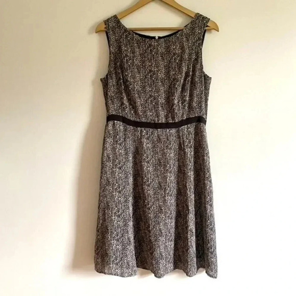 Ann Taylor LOFT A Line Dress - Picture 2 of 11